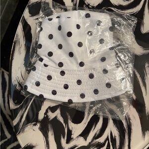 Zara Kids White and Black Polka Dot Hat